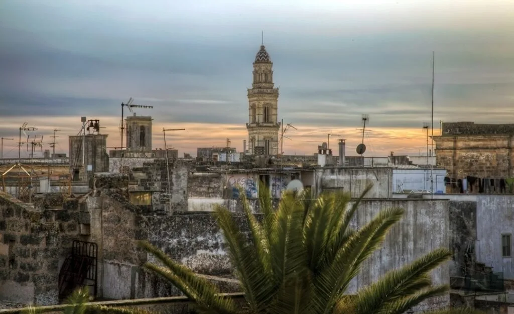 Rooftop sunset aperitivo with Baroque facades in Lecce