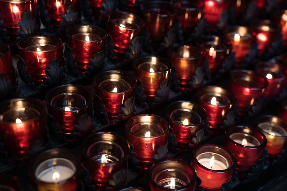 candele votive nel santuario della Madonna dettaglio